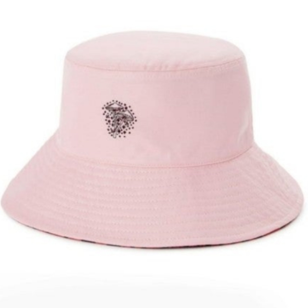 Mushroom bucket hat